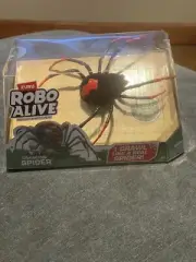 Zuru Robo Alive Real Life Robotic Pets Crawling SpiderGlows In The Dark Crawl