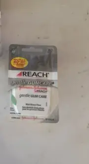 New Johnson & Johnson Reach Gentle Gum Care Mint Woven Floss 50 Yd - 1 pack NIP