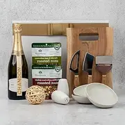 Shiraz Indulgence Gift Hamper - Aussie Gifting ideas for Birthdays, Christmas, Mothers Day, Anniversaries - Includes Shiraz premium wines and elegant dining essentials (Sparkling Wine)