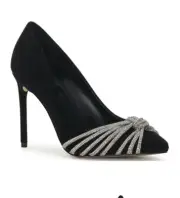 Vince Camuto Faine Suede Embellished Dress Pumps size: 5 1/2 M