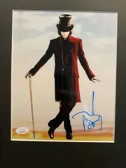Signed 8 x 10 JSA BECKETT ACOA Johnny Depp Charlie & The Chocolate Factory