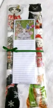 CAT LOVERS! CAT DECORATED 30x30 FLOUR SACK KITCHEN TOWEL AND CAT NOTEPAD SET NEW