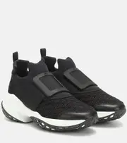 [Roger Vivier] Roger Vivier Viv' Run sneakers AU 6 black