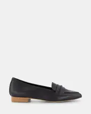 Shelly Shen Marvel/Black Womens Casuals 09