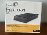 BRAND NEW Seagate 1.5TB USB 2.0 External Hard Drive ST315005EXA101-RK