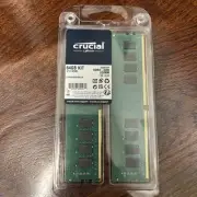 Crucial CT2K32G4DFD832A Memory Module