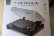 iLIVE Turntable with Bluetooth Transmitter 3 Speed, Pitch, Anti skate Brand New