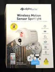 Swann 120-Degree Battery-operated LED White 1-Head Motion-Activated Flood Light