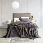 Renee Taylor Plush Queen/King Blanket 380GSM Ultra Soft Velvet Graphite