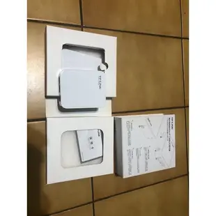 TP-LINK  TL-WR720N 故障了。插上電源，電源指示燈會亮，就是收不到Wi-Fi 訊號，當故障品賣。