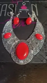 Paparazzi Red Necklace And Earring Set NEW