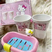 在飛比找蝦皮購物優惠-日本進口Hello Kitty陶瓷恰米貓全新雙杯加恰米浴盆造