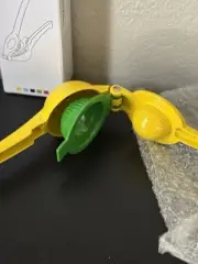 Lemon Squeezer