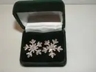SNOWFLAKE EARRINGS AUSTRIAN CRYSTAL WEAR ALL WINTER WEDDING OR CHRISTMAS GIFT