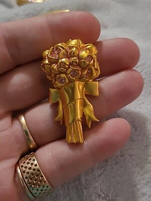 ESTEE LAUDER 2000 PERFUME COMPACT BEAUTIFUL FLOWERING BOUQUET (NWOB)