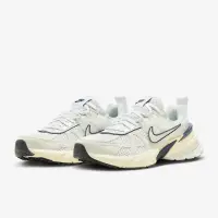 在飛比找momo購物網優惠-【NIKE 耐吉】休閒鞋 女鞋 運動鞋 老爹鞋 W V2K 