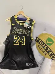 Nike #24 Size XL Kobe Bryant Lakers Mamba Black Nba Swingman Jersey