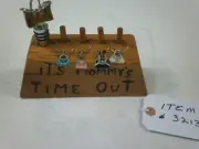 SMALL WINE CHARM HOLDER "IT'S MOMMY'S TIME OUT" ITEM #3213