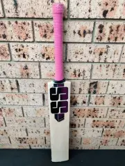 SS GLADIATOR PLAYERS EDITION ENGLISH WILLOW CRICKET BAT