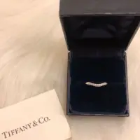 在飛比找蝦皮購物優惠-Tiffany 9鑽白金戒指