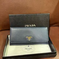 在飛比找PopChill優惠-[二手] PRADA 深藍色長夾 二手