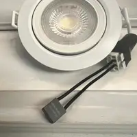 在飛比找蝦皮購物優惠-電阻 電壓回流器 解決夜光開關/燈具 閃爍情況， 取代國際牌