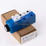 1PCS New EATON VICKERS DG4V-3-24A-M-U-H7-60 Solenoid valve DG4V 3 24A M U H7-60