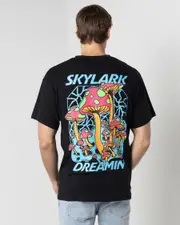 [Skylark] Skylark Men's Fantasy T-Shirt in Black Size Large L Black