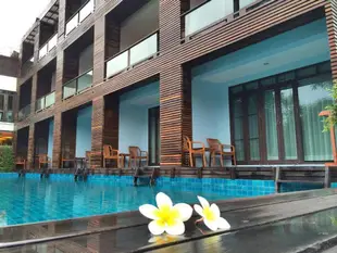 華欣比海旅館The Bihai Hua Hin