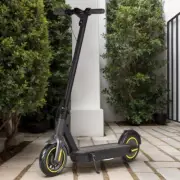 1200W Foldable Electric Scooter 50KM/H Speed 10" Tires 40KM Range Adult E-Bike