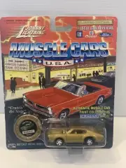 JOHNNY LIGHTNING 1969 OLDS 442 LIMITED EDITION.