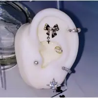 在飛比找蝦皮購物優惠-316L醫療鋼｜可換rook環 ｜🎀 蝴蝶結鎖式耳環 🤍🌙 