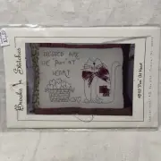 2008 "Blessed Are the Purr at Heart" Cat Pillow Embroidery Quilting Pattern