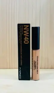 MAC Studio Fix 24-HR Smooth Wear Concealer/Anti-Cernes 0.24oz/7ml ~ NW40