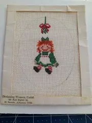 Vtg Designing Women,Unltd HP Needlepoint Canvas-Raggedy Ann/Mistletoe-18ct Canva