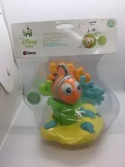 New Disney Baby Sassy Finding Nemo Scoop, Squirt & Store Bath Playset As is