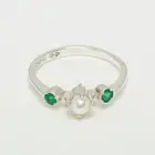 10k White Gold Cultured Pearl Emerald Womens Trilogy Ring - Sizes 4 to 12