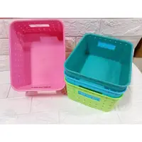 在飛比找蝦皮購物優惠-《台灣現貨》 繽紛色系編織造型 置物籃 收納籃  收納盒 ❤