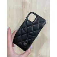 在飛比找蝦皮購物優惠-Chanel 黑銀荔枝手機殼 iPhone11