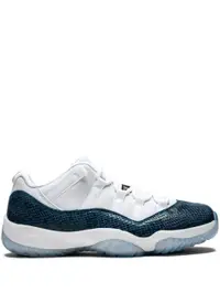 在飛比找Farfetch優惠-Air Jordan 11 Low Retro "Blue 