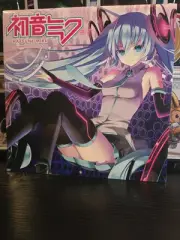 2025 Wall Calendar Hatsune Miku Anime NEW