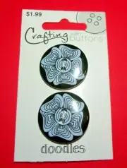 CRAFTING with BUTTONS 1" BLACK & WHITE FLOWER 1 CARD=2 BUTTONS Lot C23