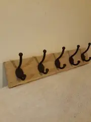 Solid Wooden Oak 5 Hook Cast Iron Coat/Hat Rack 19.5x4"