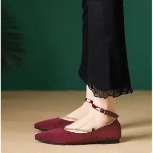 IELGY 鏈條皮帶扣平底芭蕾舞女裝 2024 女款紅色尖頭瑪麗珍鞋