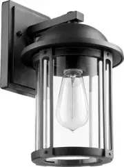 1 Light Outdoor Wall Lantern in Quorum Home Collection style - 7 inches wide by