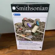 Smithsonian Rock and Gem Dig Kit STEM 8+ Science~ NEW