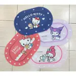 小禮堂 SANRIO 三麗鷗 橢圓刮泥絲圈地墊 KITTY 美樂蒂 酷洛米