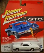 Johnny Lightning *WHITE 1964 PONTIAC GTO HARDTOP* Rare!