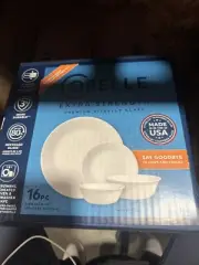 Corelle 16pc Vitrelle Livingware Dinnerware Set Frost White *SEALED* Brand New