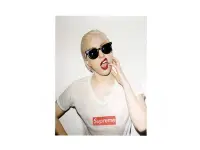 在飛比找Yahoo!奇摩拍賣優惠-【希望商店】 Supreme lady gaga Poste